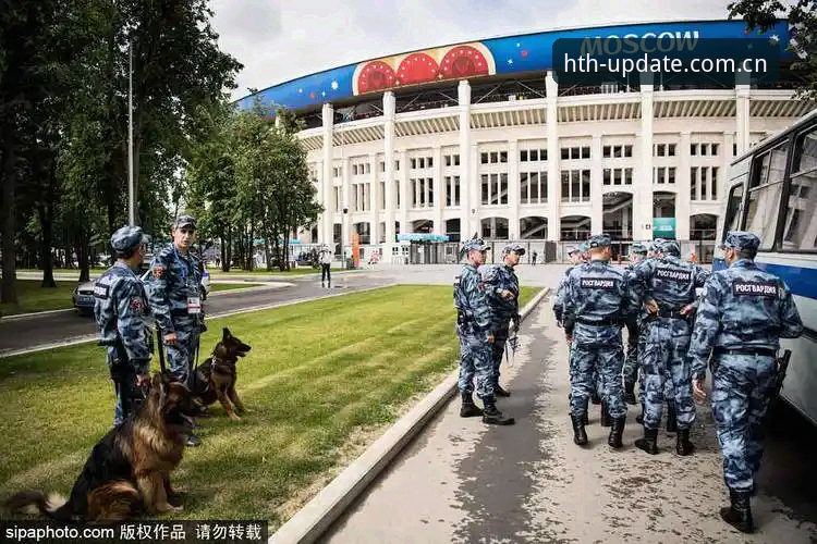 华体会免费下载 揭秘世界杯安保缩减真相:三名英国警员背后的预算博弈